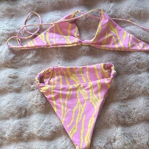 Skatie Salty Bottom S Sarah Top S